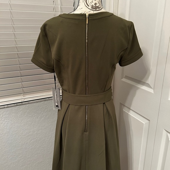 NWT Karl Lagerfeld Army Green dress with belt, Sz 6 - Picture 3 of 4